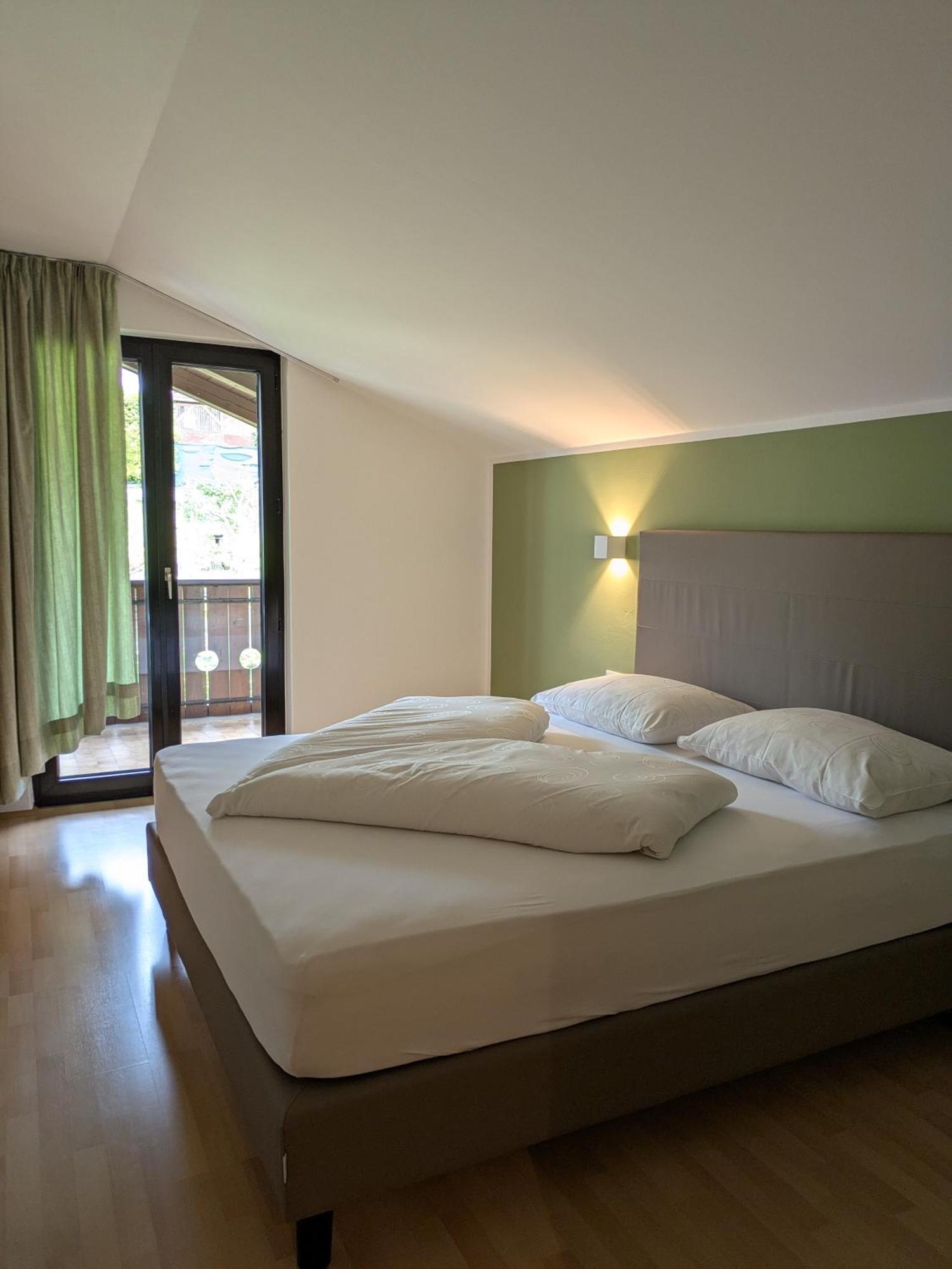 Garni Saltneregg Hotel Caldaro Exterior foto