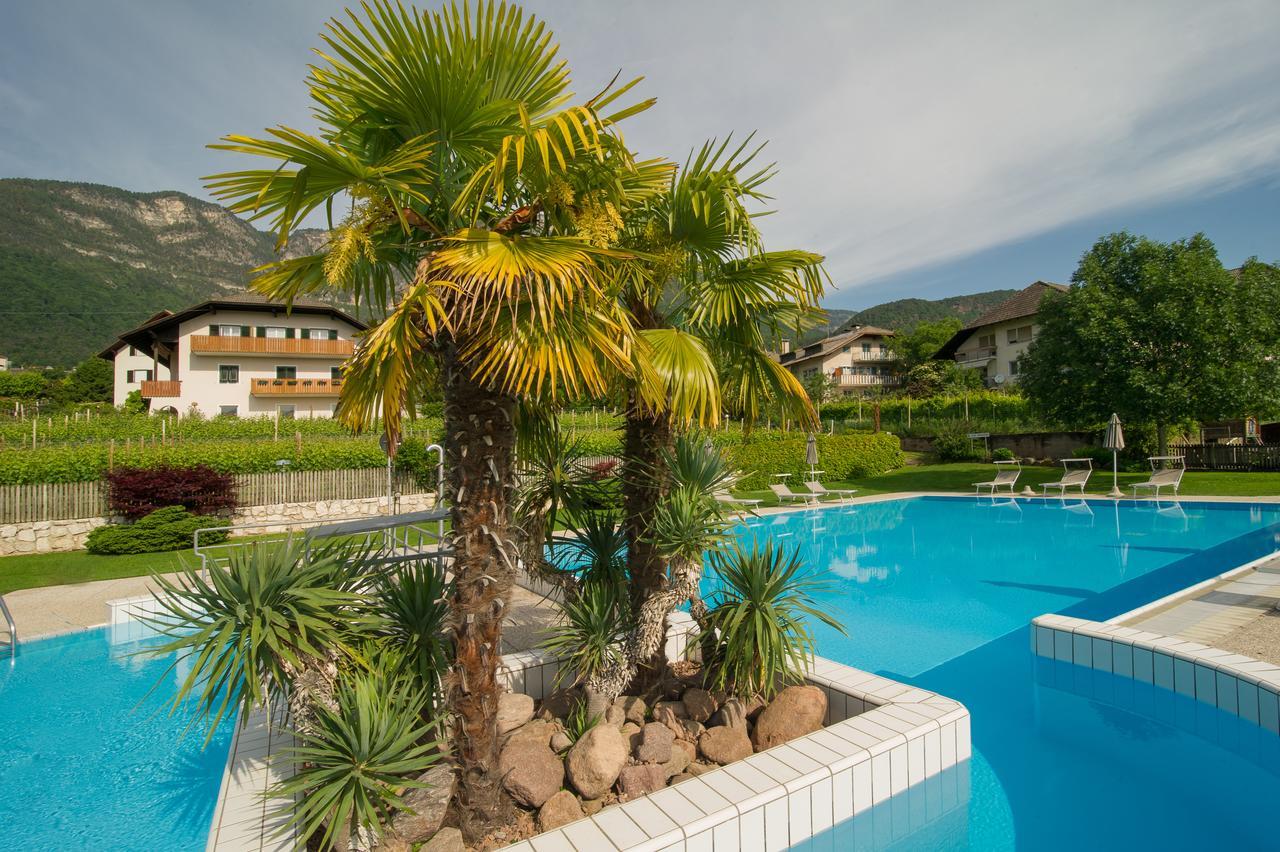 Garni Saltneregg Hotel Caldaro Exterior foto
